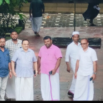 IMG_7700 കൊടിഞ്ഞി ഫൈസല് വധക്കേസ് റോഡ് ഉപരോധം:പി.കെ അബ്ദുറബ്ബ് കോടതിയില് ഹാജറായി.